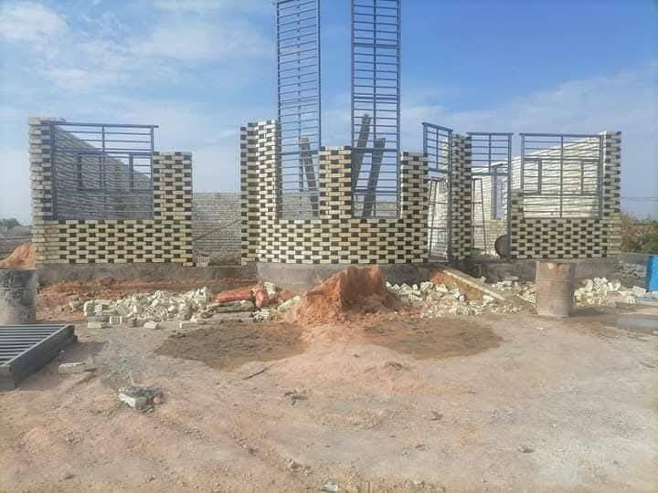 خلفه بناء متفرغ والتزام بل عمل 

***********
