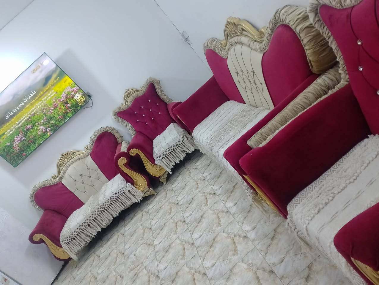#للبيع تخم. نظيف 10 مقاعد بسبب المكان مكاني الزعفرانيه


**إذا كنت صاحب هذا الإعلان وتريد حذفه لأي سبب، رجاءا أرسل رسالة إلى الدعم الفني**