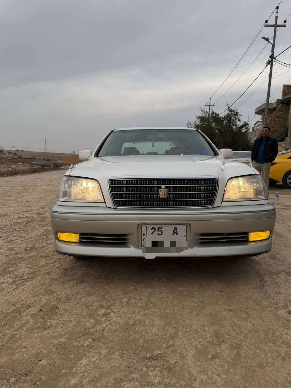 بيع او مراوس 
السلام عليكم 
ملكه 2000 رقم كركوك دولي بسمي مداور باي محافضه تعجبك سياره بسمي قبل لا تسجل واني السجلته بيدي وكامله سياره للآخر حبايه سياره مكفولة كفاله عامه من التبديل والصبغ والضربة والنقل جثه والكص مكينه دي فور الجبير مكينه كير ع الفحص شاصي 75  مواصفاته اربع دكم تبريد قطعتين كشنات كهرباء برده خلفيه والباقي واضح بلصور سياره جديده ومابيه اي نقص تخم تاير جديد صدر أمامي خلفي جديد سياره تحوير النجف فوك وجوه ماعدا كفر دشيول اماراتي 
السعر 155 وبيه مجال مكاني ديوانيه 
***********
