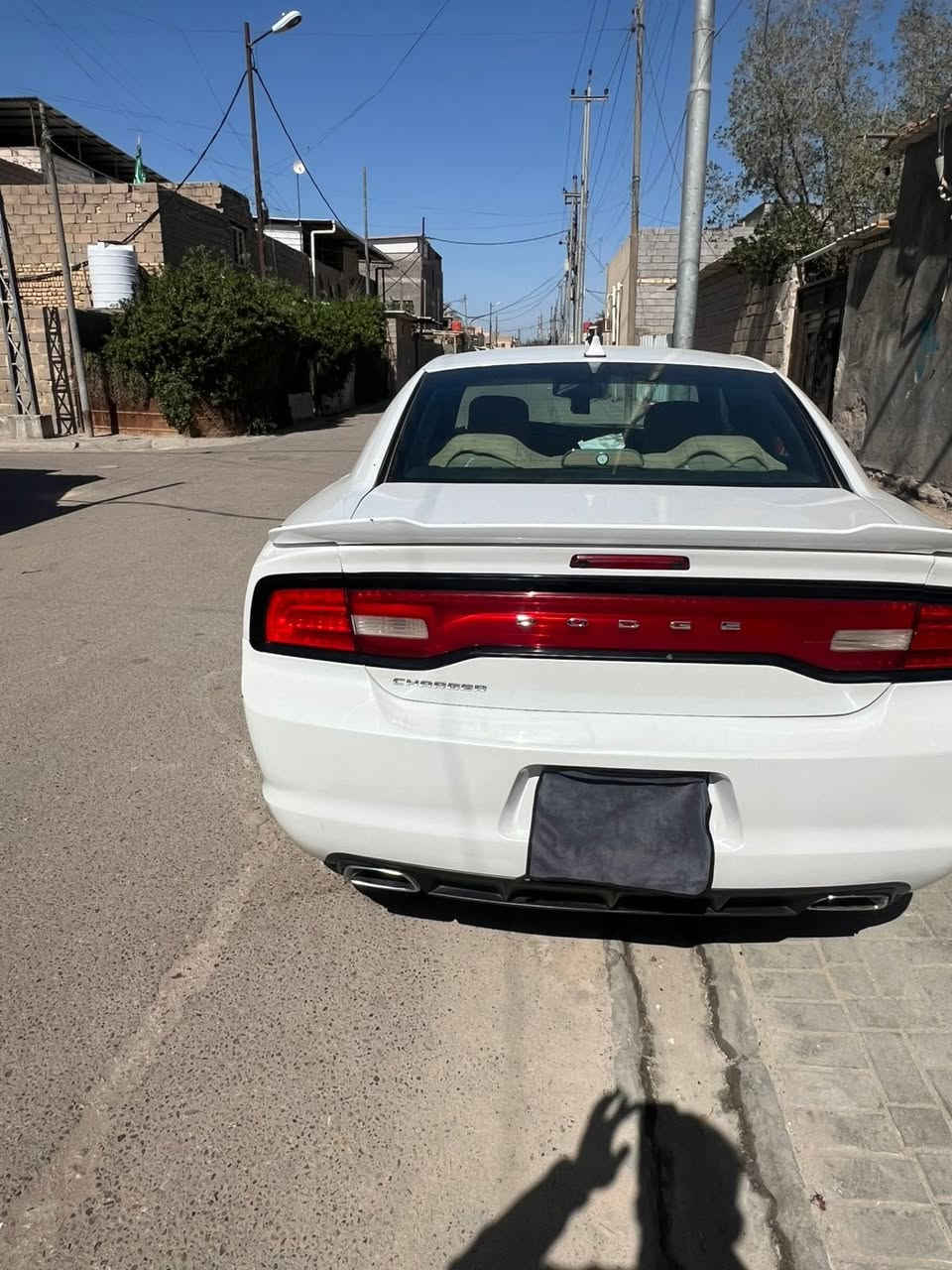 السلام عليكم
ادوات كفالة كص ضربه خليجي السيارة 
موديل 2014 داخل بيجي السيارة جاهزة من كلشي كير محرك تبريد كلها جاهزة طخم تايرات جاهزة ماتصوف عليه فلس 
العنوان بصرة 
***********
