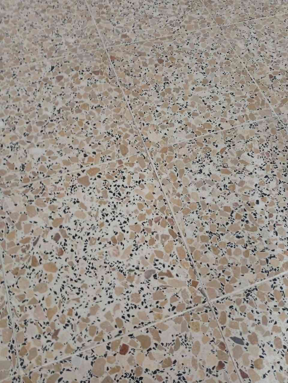 السلام عليكم جلي موقعي كل نواع ارضيه خام مرمر بورسلين موزاييك سعر مناسب صب للاستفسار ***********كركوك
