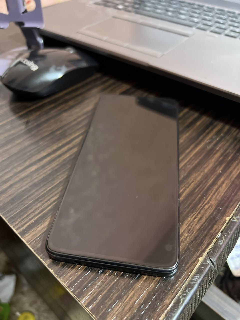 موتورلا g72
🖥️.الشاشة اموليد بدقة 2k مع تردد 120 فريم  

📞 شريحة اتصال عدد 2 ورام  

معالج G99 متوسط الى عالي  

💿ذاكرة 128 g  

سعر 100 وبي مجال

مكاني بعقوبة الرحمة ***********
