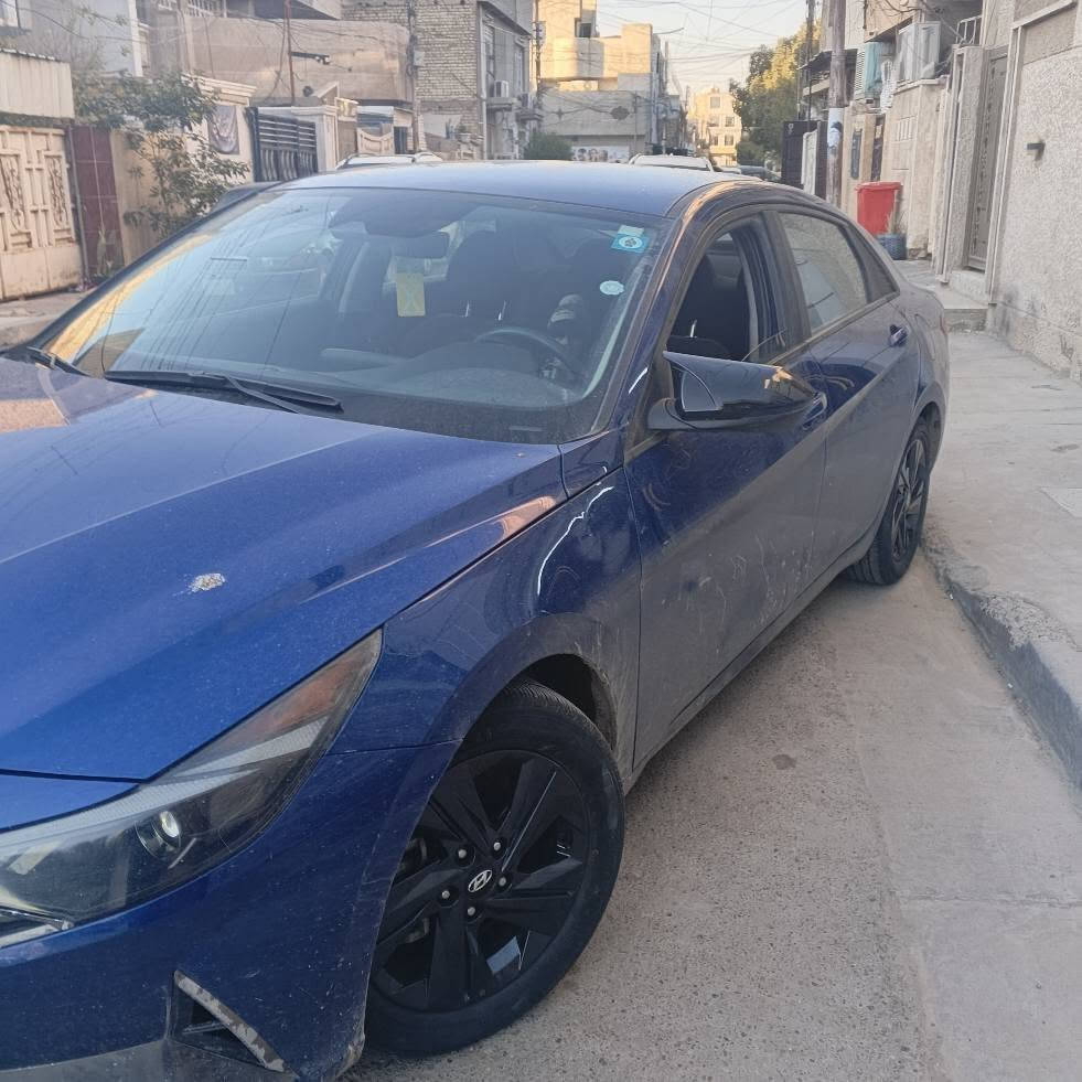 se 
استوردتها بنهاية ٢٠٢٥ جانت ماشيه ٤٠ الف مايل
حاليا ماشيه ٤٥ الف مايل وقابل للزياده
شواصي لغد مكفول
ب اسمي تحويل مباشر قبل ٤ شهور رقمتها
بيها حالوب بيها تقريبا ١٤ وحده
تبديل بنيد فقط 
مواصفاتها
شاشه
كامره 
٣مودات قياده 
محرك ٢٠٠٠ الفين دوش
رادارات اماميه وخلفيه
قياده ذاتيه
تحديد مسار
مثبت سرعه
نقاط عمياء
السعر ١٤٥ ورقه وبيها مجال 
بغداد الكرخ بغداد, العراق


**إذا كنت صاحب هذا الإعلان وتريد حذفه لأي سبب، رجاءا أرسل رسالة إلى الدعم الفني**