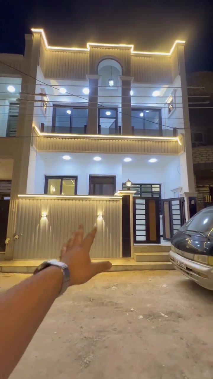 🏡 بيت للبيع – بغداد / الدورة / البعيثة / مجمع العدل الأو

🔹 المساحة: 100 متر
🔹 الواجهة: 6 متر و4 نزال
🔹 يحتوي على:

* 3 غرف نوم
* صحيات عدد 2
* استقبال مرتب
* مطبخ

🔹 الخدمات:
✔️ تبليط كامل
✔️ ماء وكهرباء متوفرة
✔️ حياطين بورسلين
✔️ واجهة ملكي
✔️ ديكورات مودرن وتشطيب أنيق

💎 البيت مرتب وجاهز للسكن بموقع هادئ وخدمي قريب من جميع الاحتياجات.

📞 للاستفسار والمشاهدة مراسلتنا على الخاص
***********
