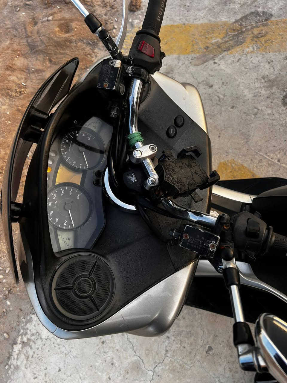 سلام عليكم فورزا 0/10كفاله عامه
عميه بلاد نظافته شوفت عينك تراي وين ميعجبك 

سماعات بلوتوث كلجات ومكينه مكفولات شلعه ومعدل ١٣٠
مكاني كوت 

سعره 1800 وبيه مجال ***********
