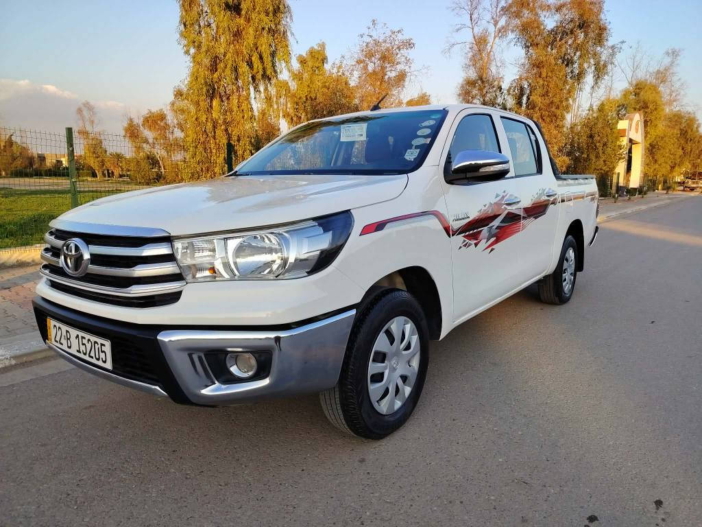 توێتا هایلوکس مودیل2017 شەریکەی SAS
سەیارەکە زۆر جوان و پاک ماوەتەوە 
184000کم ڕوشتوە 
رەقەم و ژینگەی نوێیە
یەک جێی بچووک ساردە کوتە
بەشەرتی تحویل و غرامە
***********
شوێن هەولێر أربيل, العراق
