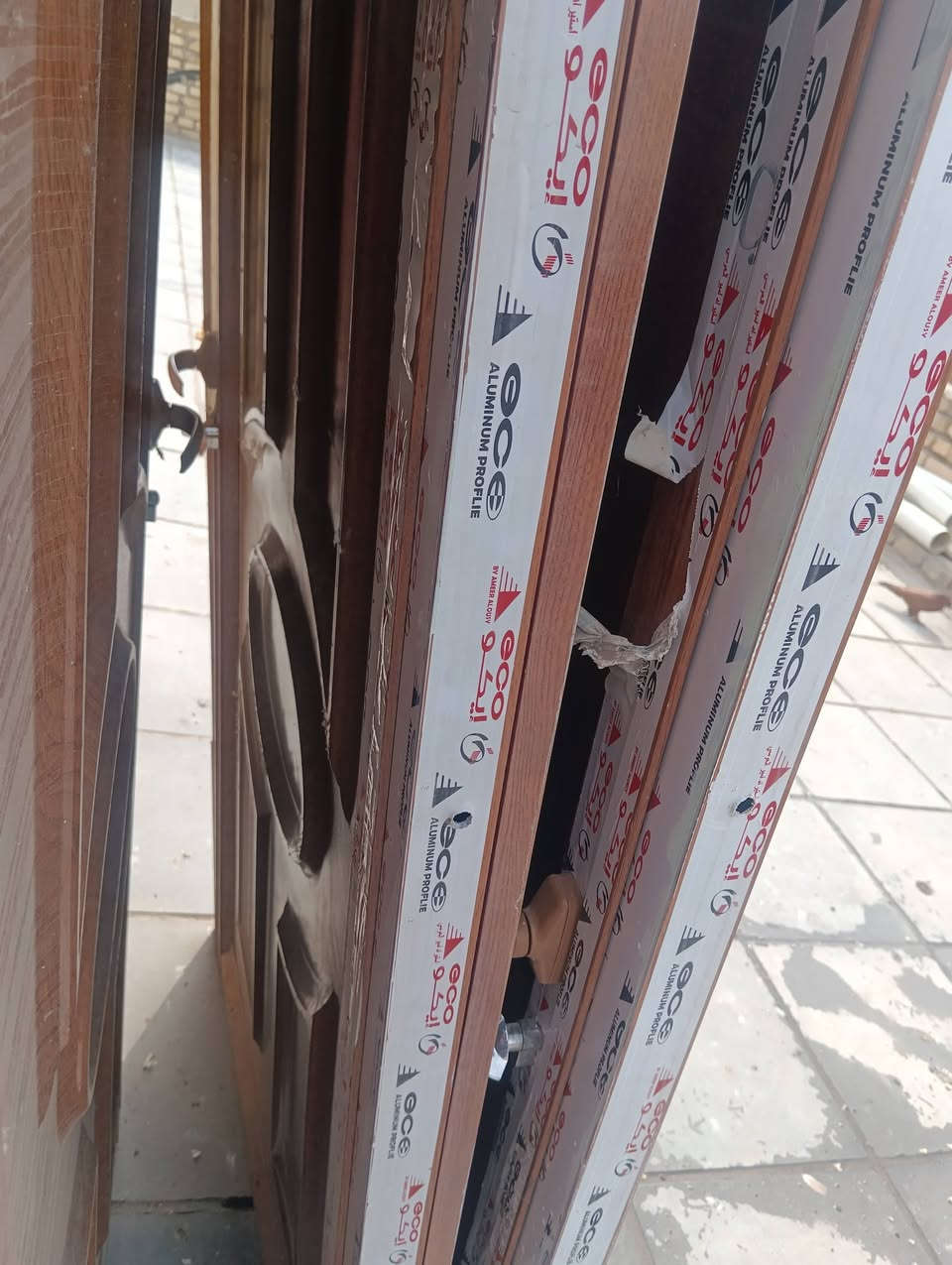 للبيع بيبان الأمنيوم صارلعن شهر بعدهن بجيسهن 3


**إذا كنت صاحب هذا الإعلان وتريد حذفه لأي سبب، رجاءا أرسل رسالة إلى الدعم الفني**