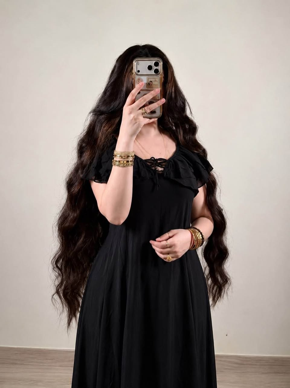 دشداشة بسواد فاحم ملكي 🖤

تصميم ناعم ومرتب يبرز الأنوثة بذوق راقي 🖤
قماش خفيف ومريح بقصة انسيابية تجنن ❤️ 

القياسات / فري سايز تلبس من وزن 50 الى 80 كيلو ✔️
السعر 9000
توصيل لكل العراق 5000 بغداد, العراق


**إذا كنت صاحب هذا الإعلان وتريد حذفه لأي سبب، رجاءا أرسل رسالة إلى الدعم الفني**