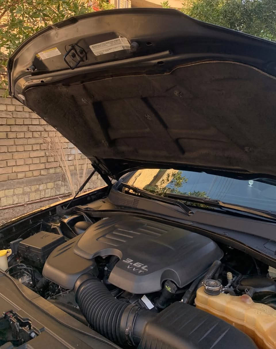 السلام عليكم اوبامه ٢٠١١ رقم بغداد بأسمي مكينه وكير جدد ٣٦٠٠ السياره فول مواصفات فتحه شاشه حساسات كشنات كهرباء تبريد تدفئه السياره كلش نظيفه وجاهزه تخم تاير جديد وياهه تخم ويل مكسيكي السياره بدون نقص كلش ￼بيهه صبغ جاملغ خلفي ورشات جلاتين اثر جراد فقط بدون ضربه بدون تعمير شواصي كفاله تكم كفاله مكفوله من كلشي السعر ١٤٦ 
***********
