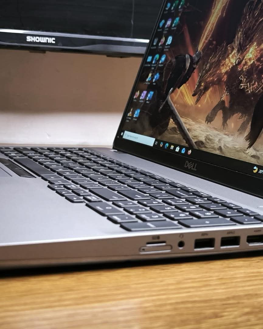 💻 Dell Precision 3551

🔹 المعالج: Intel Core i7 الجيل العاشر فئة H
🔹 الرام: 16GB DDR4
🔹 التخزين: 512GB SSD
🔹 كارت الشاشة: NVIDIA Quadro P620 4GB خارجي
🔹 الكارت المدمج: Intel Graphics 8GB
🔹 الشاشة: 15.6 إنش FHD
🔹 السعر: 650,000 د.ع

✅ مناسب للتصميم الهندسي، المونتاج، برامج الـ 3D، والأعمال الثقيلة مع أداء قوي واستقرار ممتاز.


**إذا كنت صاحب هذا الإعلان وتريد حذفه لأي سبب، رجاءا أرسل رسالة إلى الدعم الفني**