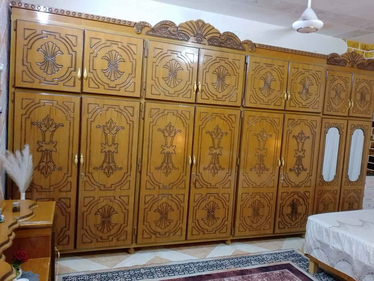 غرفه نجاره نظيفه كلش للبيع سعر مليون وربع ***********
