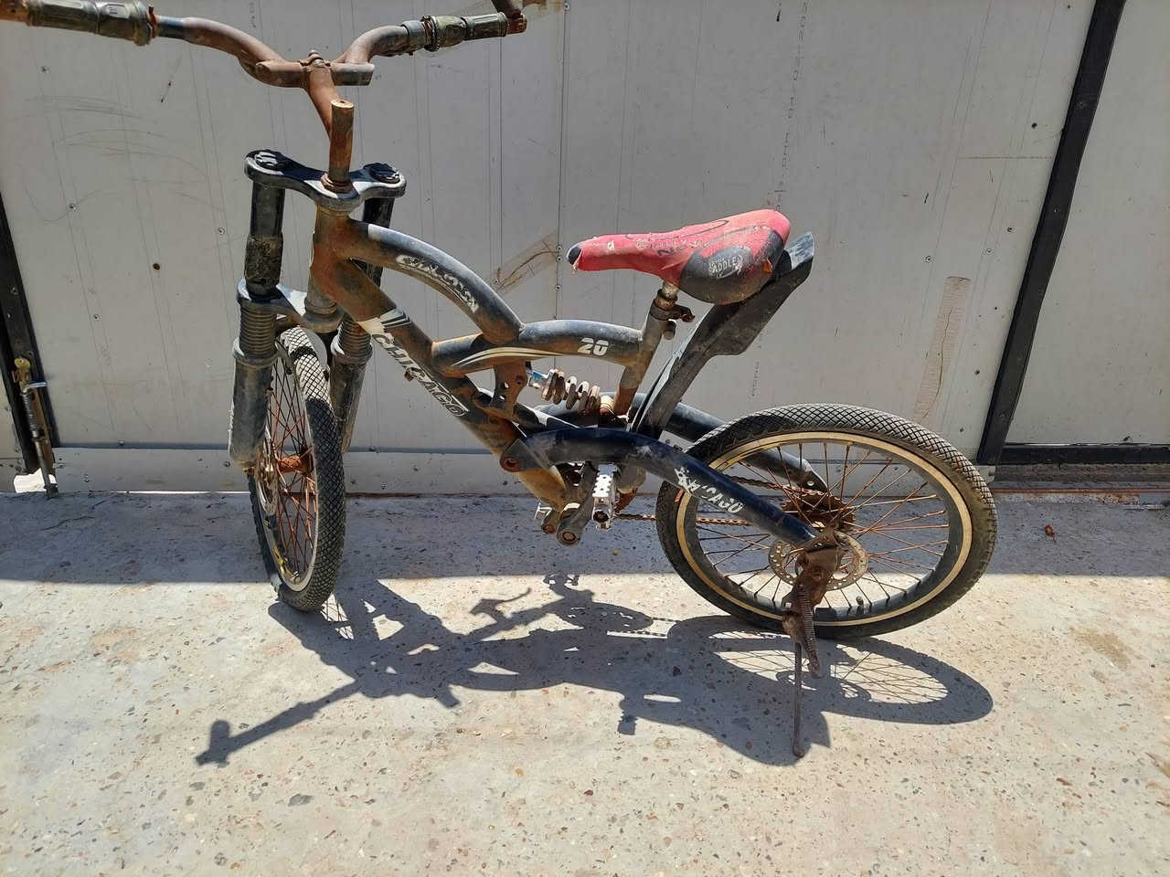 للبيع سعر الواحد ٣٠ الف الكبير
والوسط ٢٥ الف
والصغير ٢٠ الف


**إذا كنت صاحب هذا الإعلان وتريد حذفه لأي سبب، رجاءا أرسل رسالة إلى الدعم الفني**