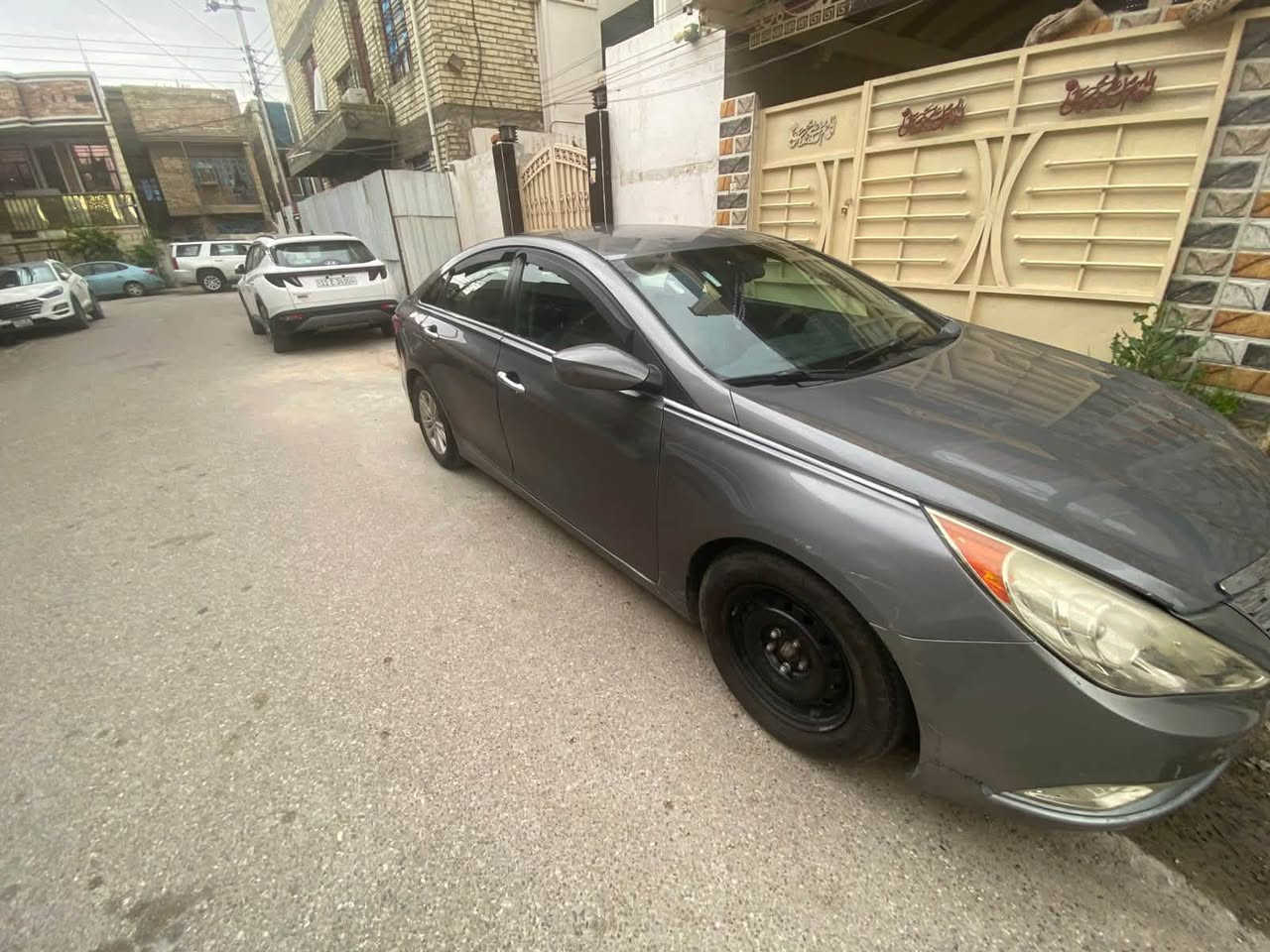 سوناتا موديل2014 وارد أمريكي محرك hdi
ماشية ١٥٠ الف كيلو 

حادثها بنيد وجاملغ 

نظيفة السيارة تبريد فول 

السعر ٩٠ ورقة وبيها مجال
للتواصل ***********
