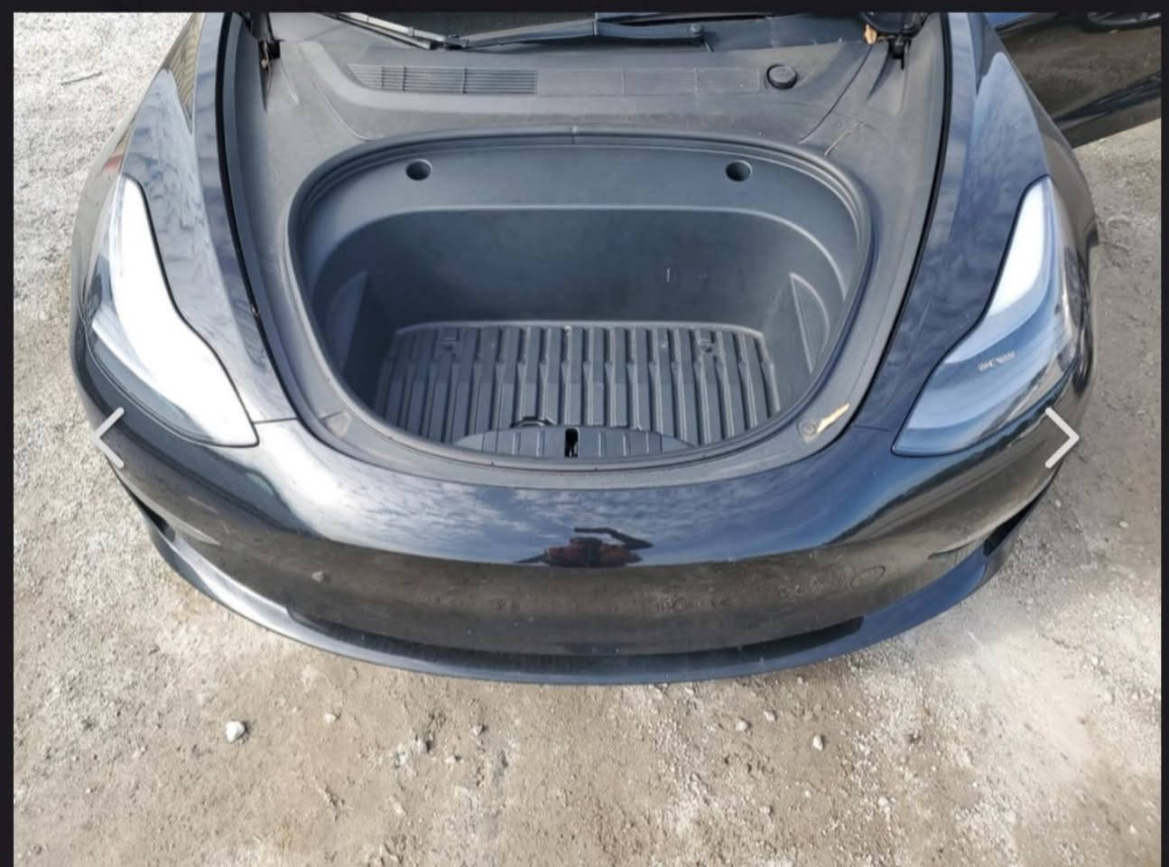 Tesla model 3 2023 single motor
بدون صبغ بارد فقط شبر 
رقم كربلاء مكانها بغداد 
***********

