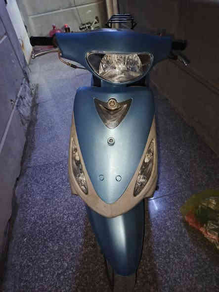 سلام عليكم للبيع ماكس منغولي 120 درجة بلاديه على  وضع شركة سلف وهندر كهربائيات كلها شغاله جاهزة من كلشي كيج بانزين شغال كيج سرعه شغال  
مكاني بغداد التاجي يم جسر مصابيح السعر 500 وبيه مجال ***********
