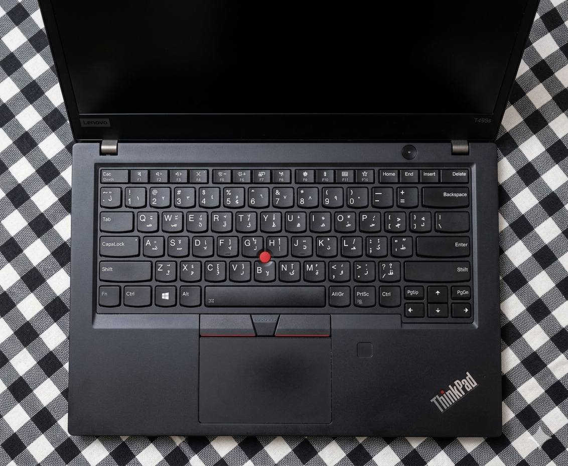 لابتوب مواصفات راقية (Ryzen 5) للنظافة والسرعة 💻
التفاصيل والمواصفات:
• المعالج: AMD Ryzen 5 PRO 3500U (أداء ممتاز جداً للدراسة والألعاب الخفيفة).
• الرام: 8GB (سريع جداً بالتنقل بين البرامج).
• الهارد: SSD 512GB (إقلاع الويندوز والبرامج بلمحة بصر).
• كرت الشاشة: Radeon Vega 8 Graphics (يشغل ألعاب وبرامج تصميم بدقة جيدة).
• الشاشة: واضحة جداً وبدقة 4k ممتازة.
• النظام: منصب عليها ويندوز 11 الأصلي ومحدث.
حالة الجهاز:
• الجهاز نظيف جداً (مثل ما موضح بالصور).
• البطارية بحالة ممتازة وتطول بالشغل.
• كامل مع الشاحن الأصلي. والجنطة والماوس ارجيبي وماوس باد 
الاستخدام المقترح:
• مثالي جداً لطلاب والكلية والبحوث.
• ممتاز للمكاتب، تصفح الإنترنت، ومشاهدة الأفلام بدقة عالية.
السعر 375 الاف قابل للتفاوض 
المكان: [كربلاء حي العباس]


**إذا كنت صاحب هذا الإعلان وتريد حذفه لأي سبب، رجاءا أرسل رسالة إلى الدعم الفني**