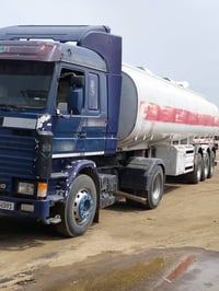اسكانيه موديل 91 كامله طوناج جي بي اس تخم تاير بسمي السياره 0782217243...