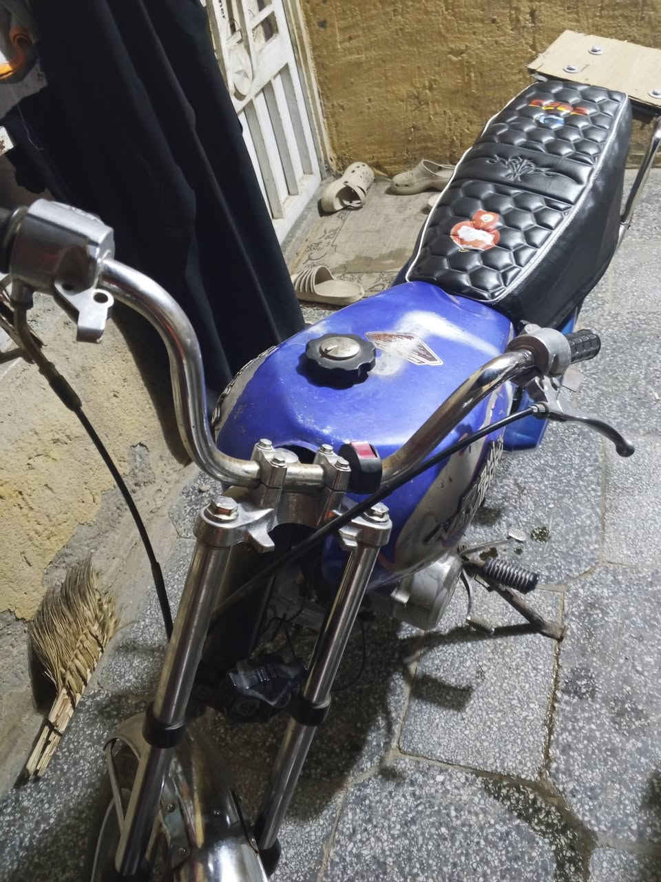 سلام عليكم عندي أربعة كير كلك سعره 250 وبيه مجال أو مروس بدرجه هاذه رقمي ***********
