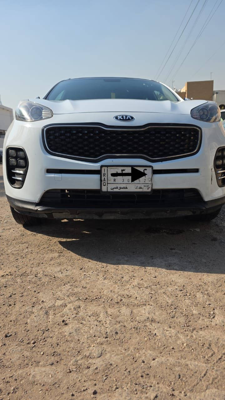 السلام عليكم
سبورتج موديل 2017 خليجي 

كشنات جلد 

قطعتين تبريد 

الشاشة الصغيرة+كامرة
بانوراما

حساسات  خلفي

اشاير بالمري

ترحيب بالسيارة

بصمات أبواب 

مري شفط كهرباء 

السعر 155 وبيها مجال حك الجيه

الكاظمية ***********
