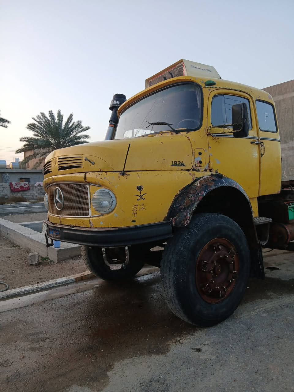 لبيع اقجم موديل ٨٠ كير ١١١ اكسن جي اف كاردن جديد محرك بي خيط بخار السعر ١٣٥ وبيه مجال بصيط تحويل مباشر ***********
