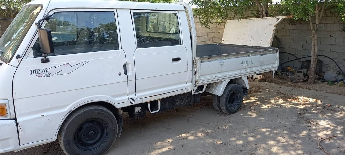 دبل قمارة 96 بغداد سنوية جديده السيارة باسمي المحرك مجفت جديد قبل شهر كير عادي متكفل بي رقم الشاصي شعار السياره نضيفه مكاني بغداد محموديه للتواصل على الرقم فقط
السعر ٦٦وبيها مجال
***********
***********
