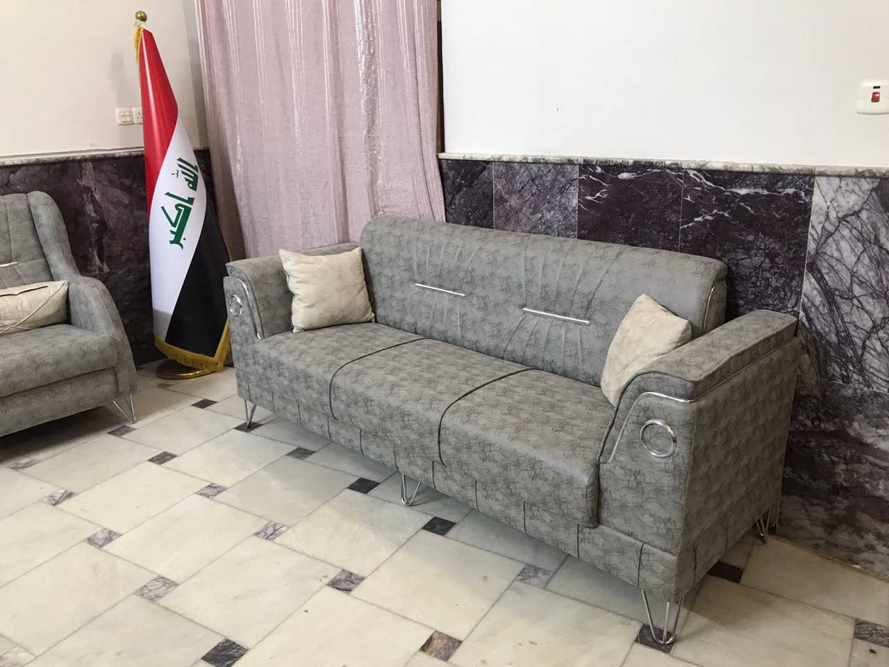 السلام عليكم
هذا التخم 12 مقعد  
عارضه ب 800 الف وبي مجال 
استخدم شهر واحد فقط***********9
