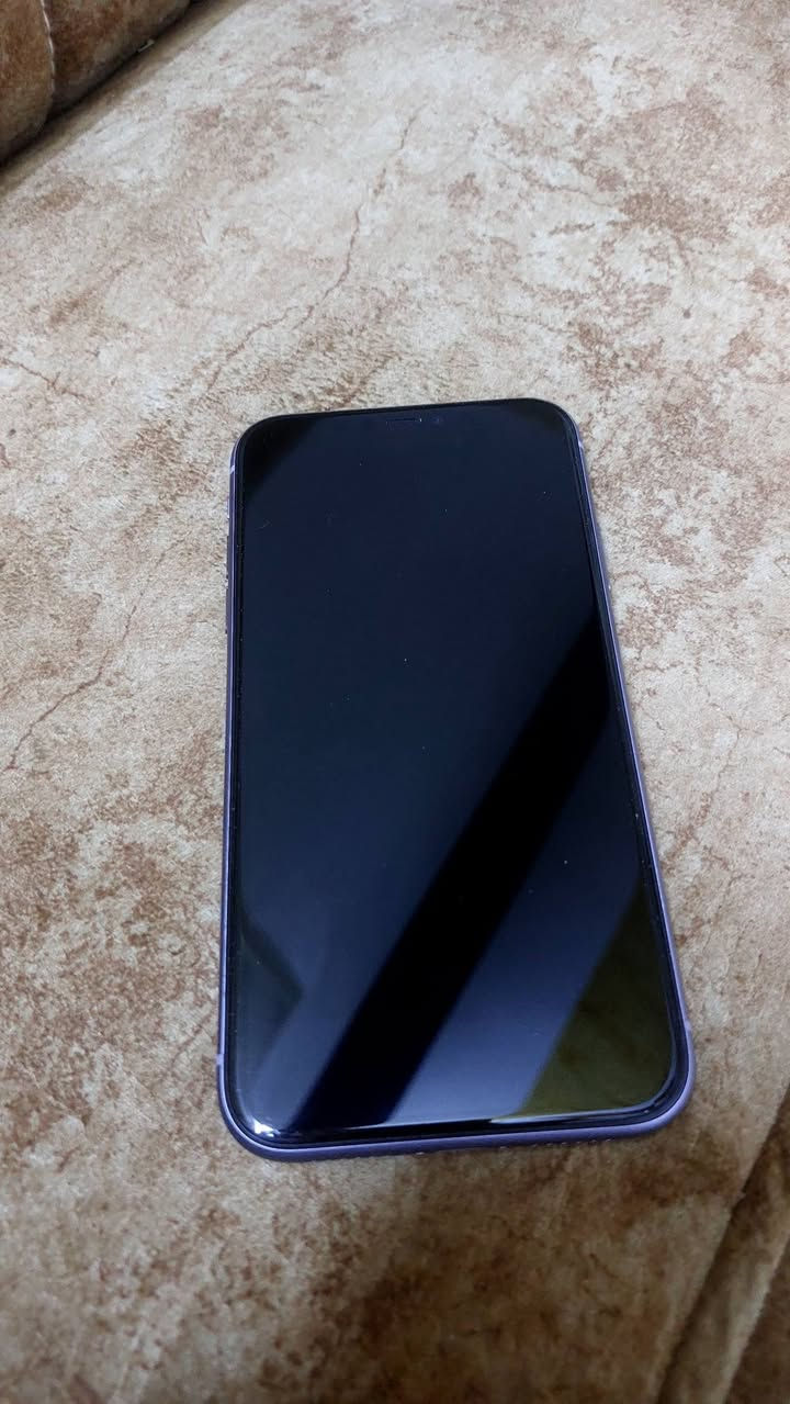 سلام عليكم 11عادي لبيع نضيف غير مستخدم لا مفتوح ولا شايف صيانه كورتونه موجوده كيبل موجود بطاريه 100ب
ختصار جهاز مضموم لسعر خاص او تصال ***********
