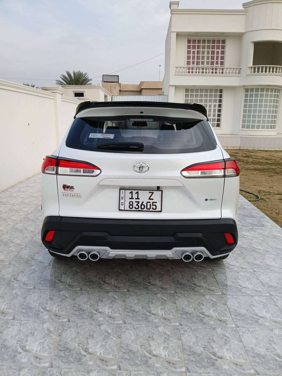 السلام عليكم للبيع كورلا كروس ٢٠٢٥ كفاله عامه ماشيه ٢٣ فول مواصفات سستم كامل اربع كامرات قياده ذاتيه تحديد مسار هاند بريك دكمه مواصفات معروفه سياره على وضع الشركه السعر ١٨٨$ مكان الرمادي سجاريه ***********
