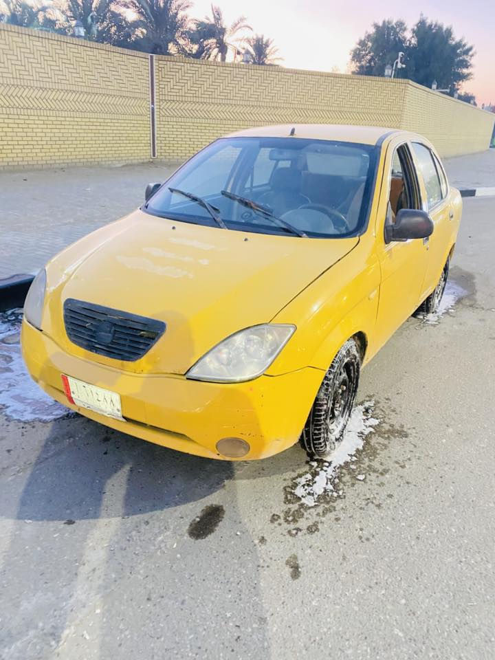 سلام عليكم السياره مديل 2016 السعر 19 وبيه مجال المكان البصره المعقل التصال علئ الرقم ***********
