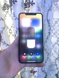 آيفون XS ماكس • ٢٥٦ • بطارية ٧٧