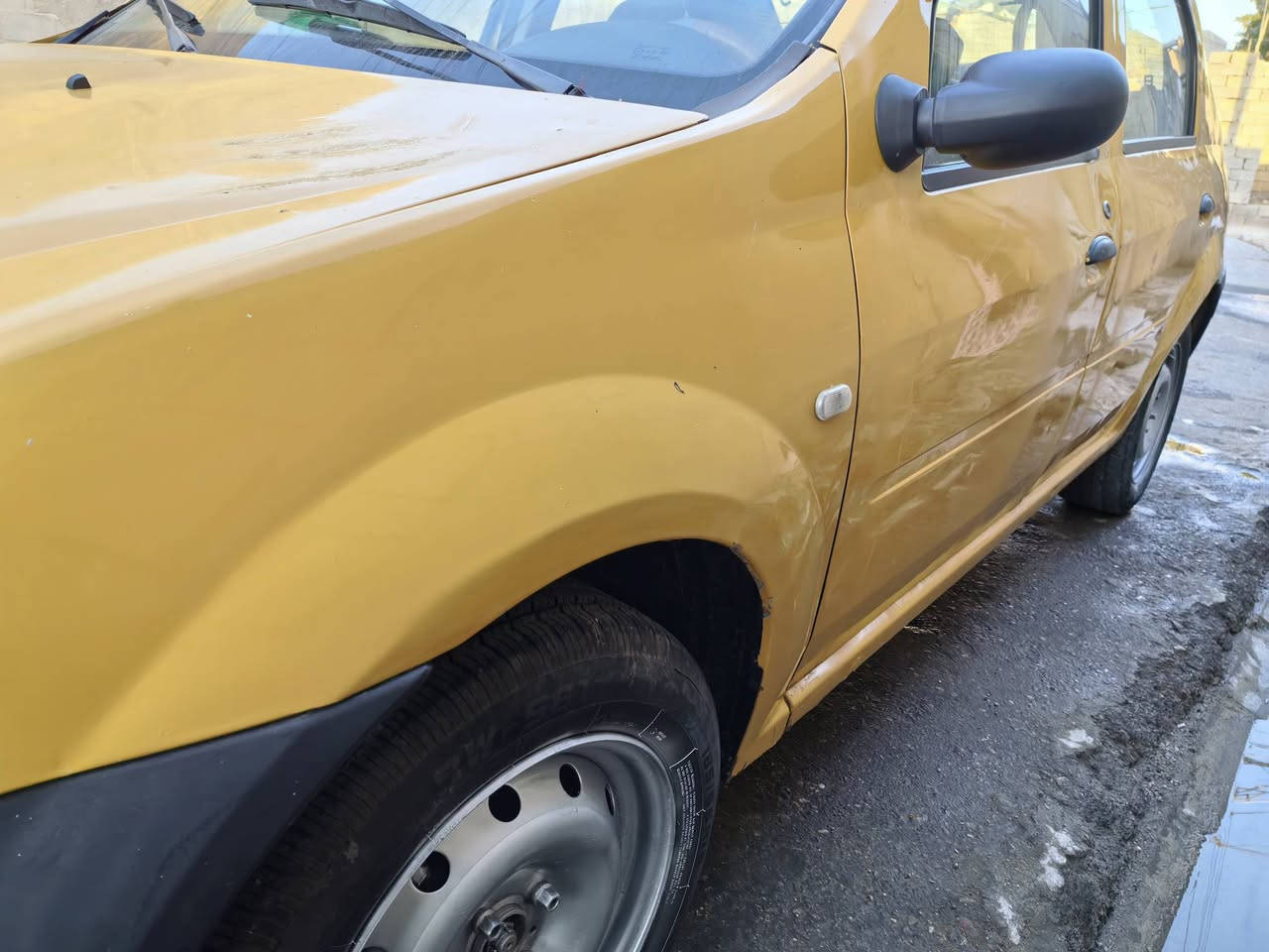 رينو لوكان 2009 محرك كير جديد تخم تاير  حداد جديده سياره جاهزه باسمي  السعر ٣٣ وبيه مجال الاتصال ***********
