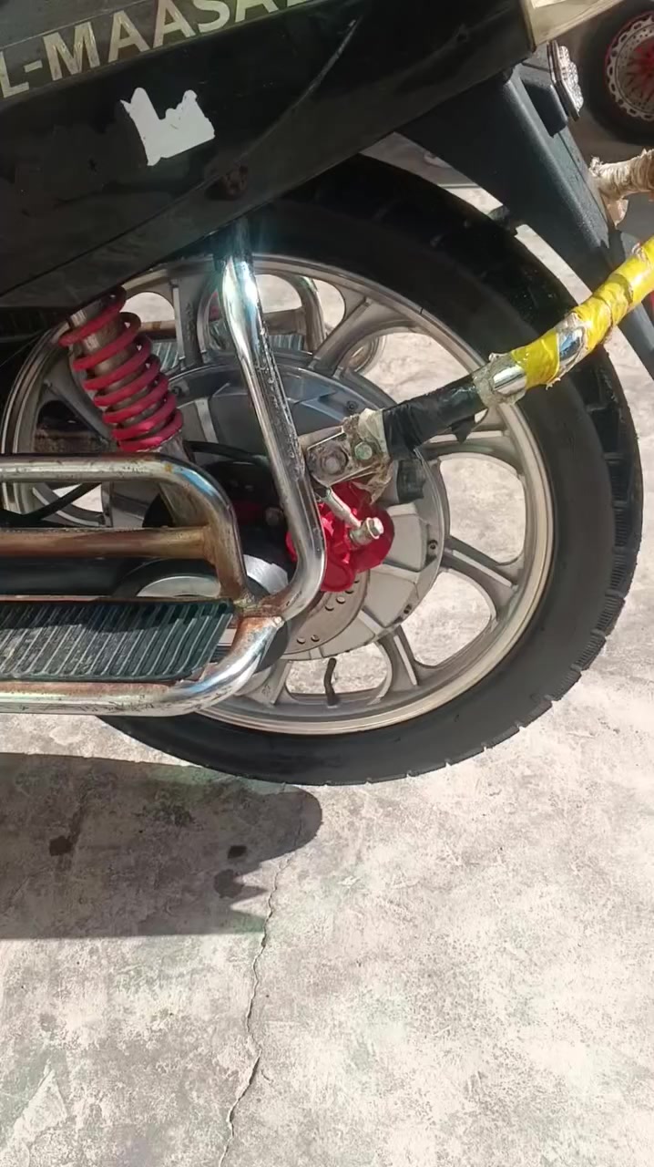 دراجه للبيع او اراوس سكنس جبلي  بطاريات الفحص مكاني فلوجه حي الشهداء السعر 460 ***********
