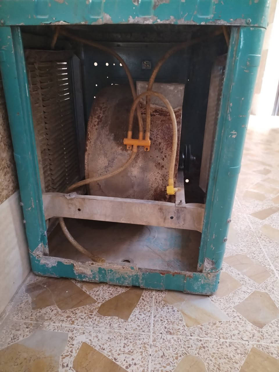 متاح كشر مبردة واحد ونص للبيع النظافة كدام العين بس شرط مامكسور ومو مجنزر السعر 25


**إذا كنت صاحب هذا الإعلان وتريد حذفه لأي سبب، رجاءا أرسل رسالة إلى الدعم الفني**