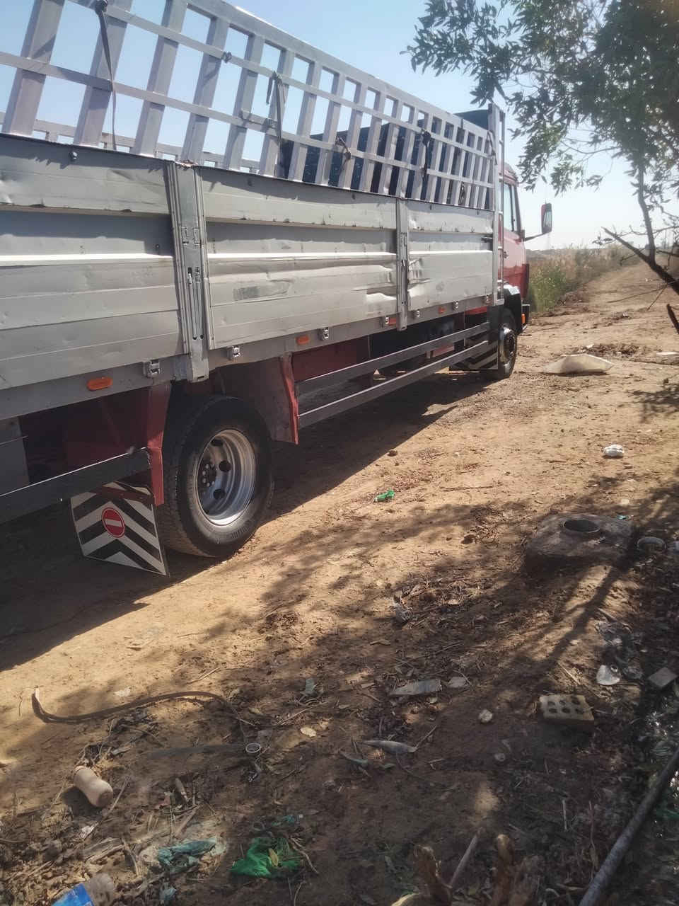 سلام عليكم سياره إلبه البيع طول سبعه او ربع مكينه سوبر لا تنقيص ولا بخار سياره نضيفه مكفوله ن شاصي كير مكينه  الاستفسار رقم صاحب سياره***********
