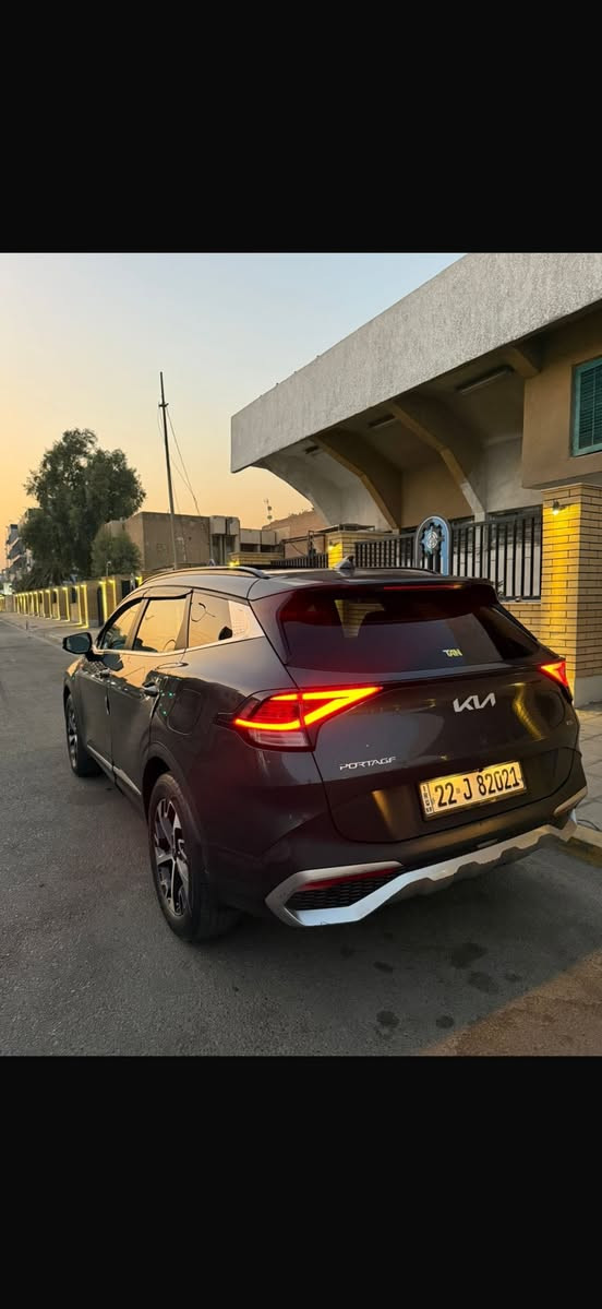 السلام عليكم سبورتج 2023 x4 وارد امريكي حادث بابتين نص بارد وجاملغ مبدل رقم اربيل ماشية 30 ميل فول موصفات مثل مموضح بل صور مكان السياره بغداد 
السعر 225 
للستفسار ***********
