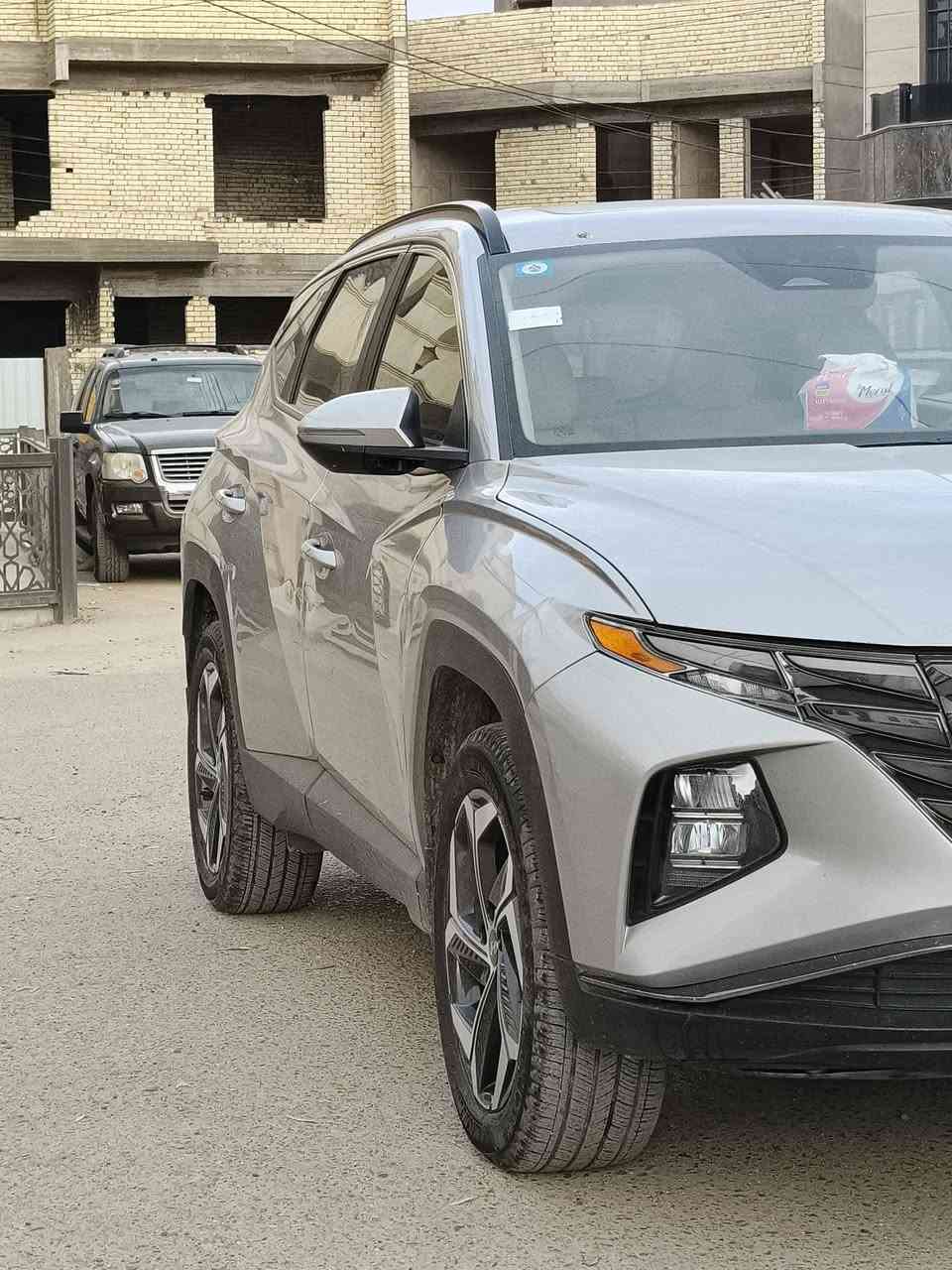 السلام عليكم
توسان موديل 2023 وارد امريكي رقم بغداد الانكليزي

حادثها دعاميةوجاملغ ايمن امامي الجاملغ مبدل و مصبوغ والدعامية 

وبيها تصليح بخشم الشاصي وبيها سونر مرفق ويه الصور

فول مواصفات فتحة كشن كهرباء فور ويل وشاحن لاسلكي  السيارة جاهزة مابيها اي نقص 

السيارة ماشية 12 الف 

السعر: 183 وبيها مجال 

العنوان: الدورة شرطة حاتم السعدون 

الرقم: ***********
