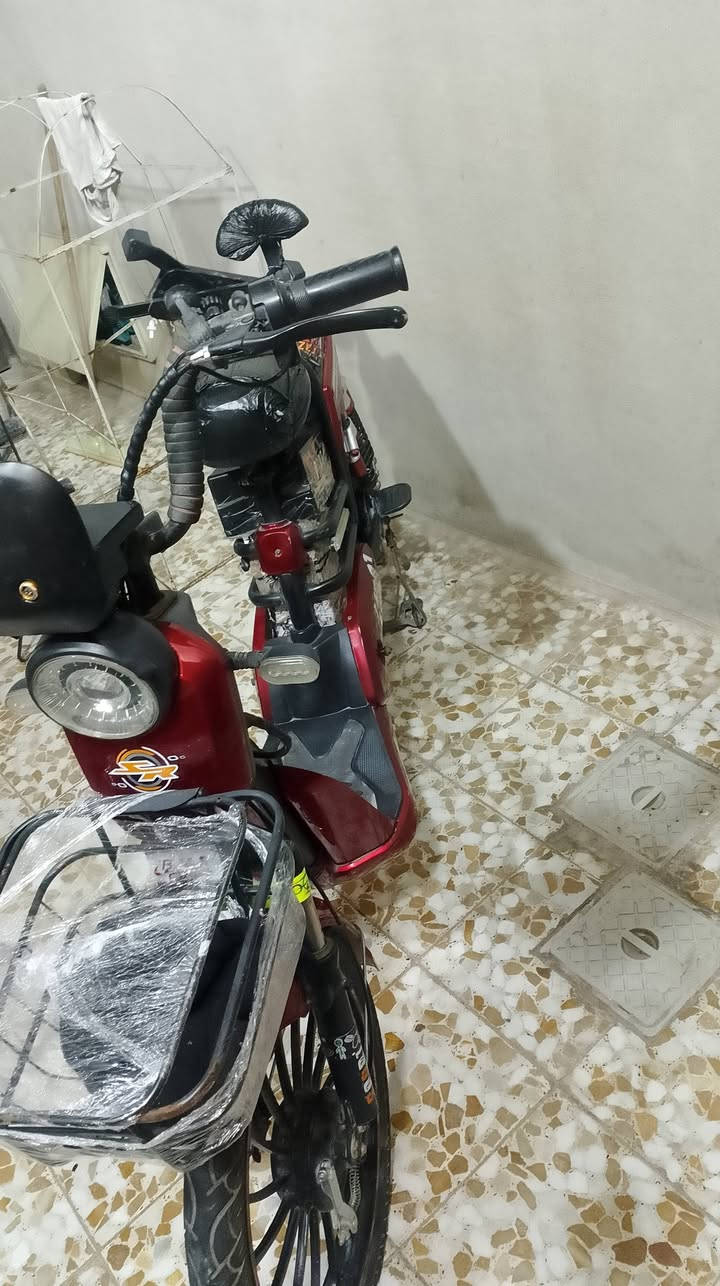 هذا الماطور للبيع شركه سبورت حجم 20 بطاريات شويه هابطات مجرد العقل مشعول ويصلح السعر كلش مناسب الرقم،***********
