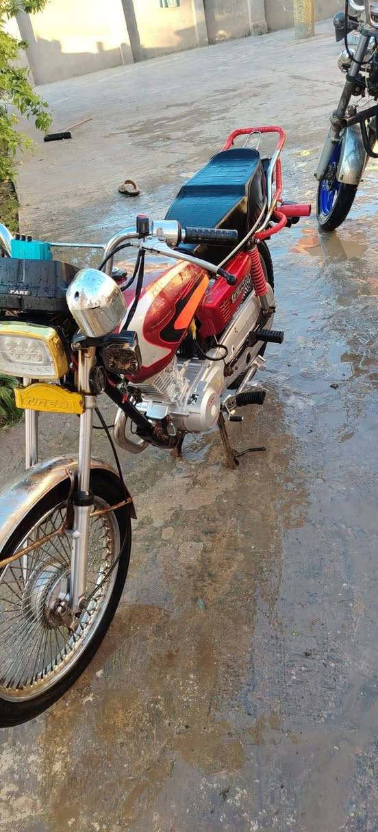 السلام عليكم للبيع دراجه تايگر موديل 2019 مشدودله محرك 2025 الدراجه كفاله عامه اوراق سكنر السعر 375 وبيه مجال مكانه بابل الهاشميه الرقم *********** بي واتساب
