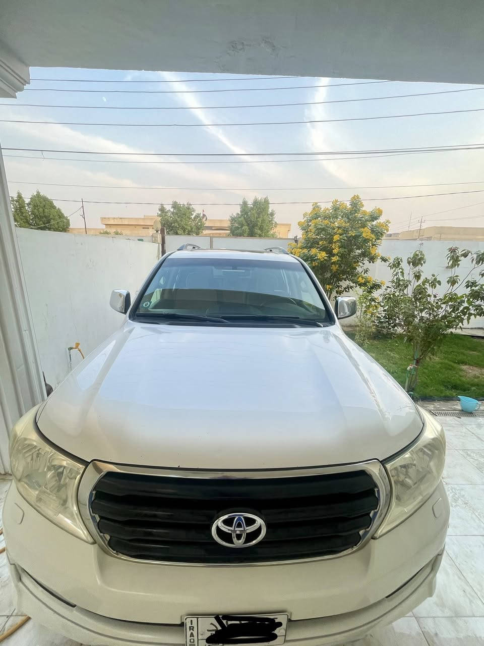 للبيع او المراوس لاندكروز موديل 2009 بريم خليجي شكل الستينيه 
مكفولة كفاله عامه 
فول ومواصفات الاندكروزر معروفه كير مكينه حدادية مابيها نقص سيارة خير من الله 
للاستفسار ‭0770 720 0720‬
