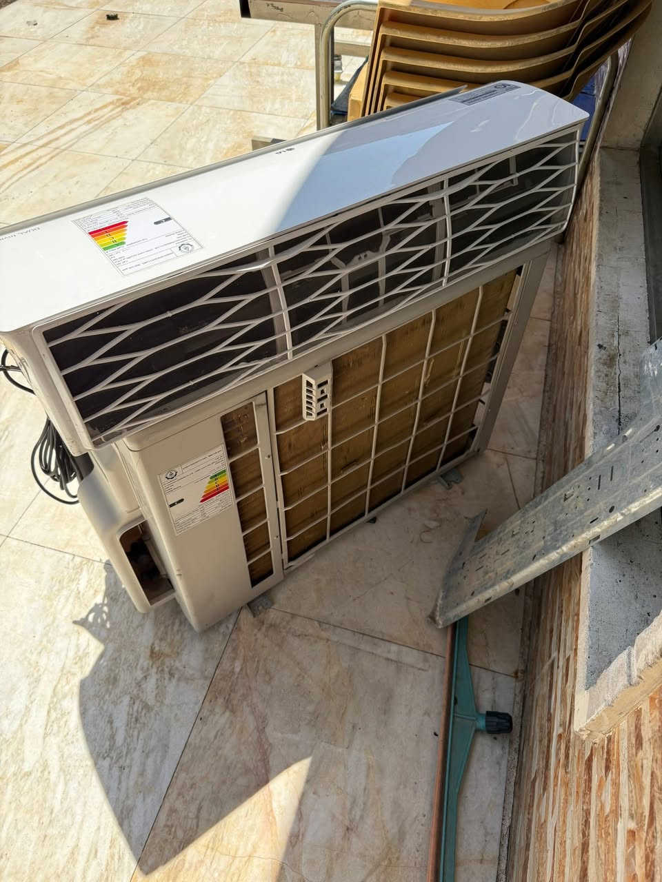 للبيع بلادي ع وضع الشركة 2طن LG Inventer تحكم  وسبلت 2طن Royal  للاستفسار التواصل على هذا الرقم ***********
