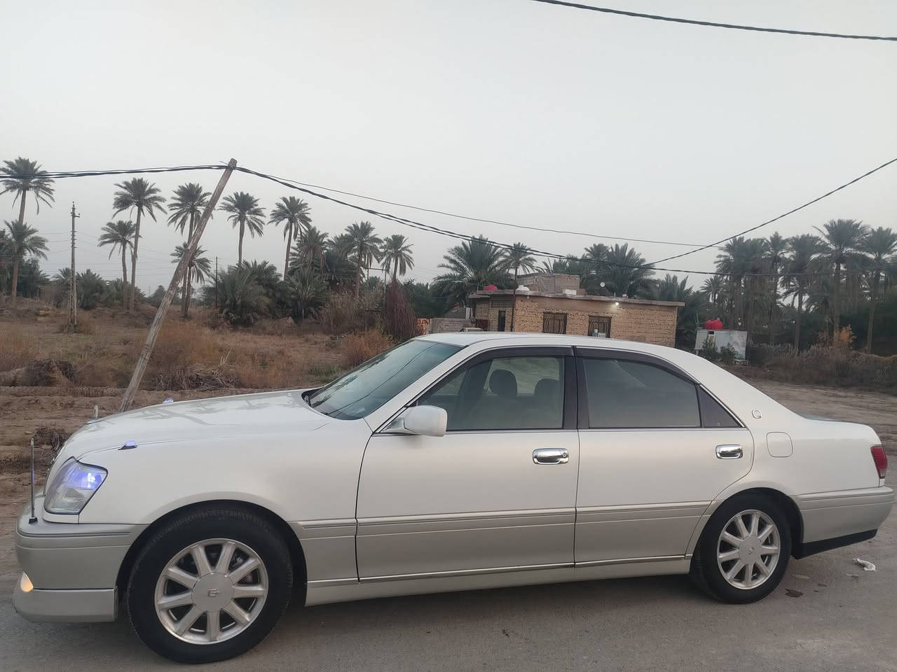 ااسلام عليكم ملكه خضراويه 2003#كفاله_عامه من كلشي  #قرار_48تسجيل جديد مدفوع كمرك وضريبه وقرصها يمي باقي بس ع فلوس الرقم #مواصفات دكمتين برده خلفيه تحكمات ستيرن كشنات كهربائيه سياره راعيها قريب علينه وكاله بسمي تريد وكاله تريد تحويل ا
بيع. مستعجل .105.بيها مجال 
التواصل بس رقم. ***********
