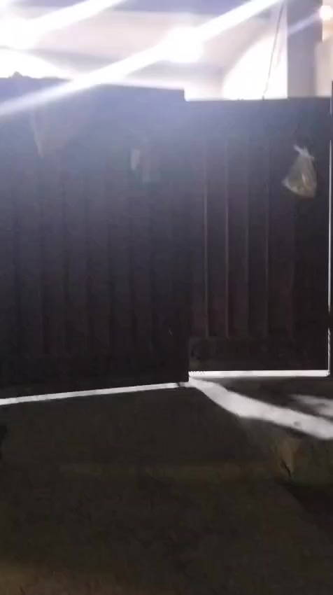 السلام عليكم
دار للبيع طابو زراعي مساحته 
100 متر واجهه 5x20
بناء حديث كامل من كلشي 
عنوان الدار شارع المعهد شارعين سيد هاشم خلف سيد هاشم 
السعر المطلوب 145 مليون وقابل للتفاوض 
للاستفسار مراسله الصفحه او الاتصال على ***********
