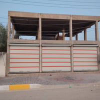 ٤ محلات • زاوية شارع • مجهز كهرباء وماء