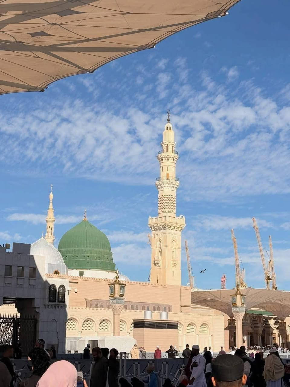 ⭕️ بسم الله وعلى بركة الله ⭕️
‏نسائم الحرمين للحج والعمرة نعلن لكم أستلام جوازات رحلتنا القادمة إلى بيت الله الحرام 🕋🕋 ( عمره شوال ) 
            🚌 عن طريق البـر 🚌
️✅️ باصات حديثة ومكيفة  🚌
✅السكن في المدينة المنورة في المنطقة المركزية (ليلتين)
✅السكن في مكة المكرمة فنادق محبس الجن (6 ليالي)
✅ الطعام بوفيه مفتوح  ( فطور + غداء )
✅جميع مزارات مكة المكرمة والمدينه المنورة
✅️ زيارة الروضة الشريفة للرجال و النساء
✅ هدايا لكل معتمر ( إحرام رجالي ونسائي + حقيبة كبيره وصغيره )

🔶️سارعوا بتسليم جوازاتكم لحجز مقاعدكم معنا🔶️

📞 للاستفسار :- 
الوكيله لشركة ارض الحرمين للحج و العمرة / المقدادية 
الحاجة  ام  مصطفى 
*********** 
***********
الحاج  علي خلف المهداوي 
***********
