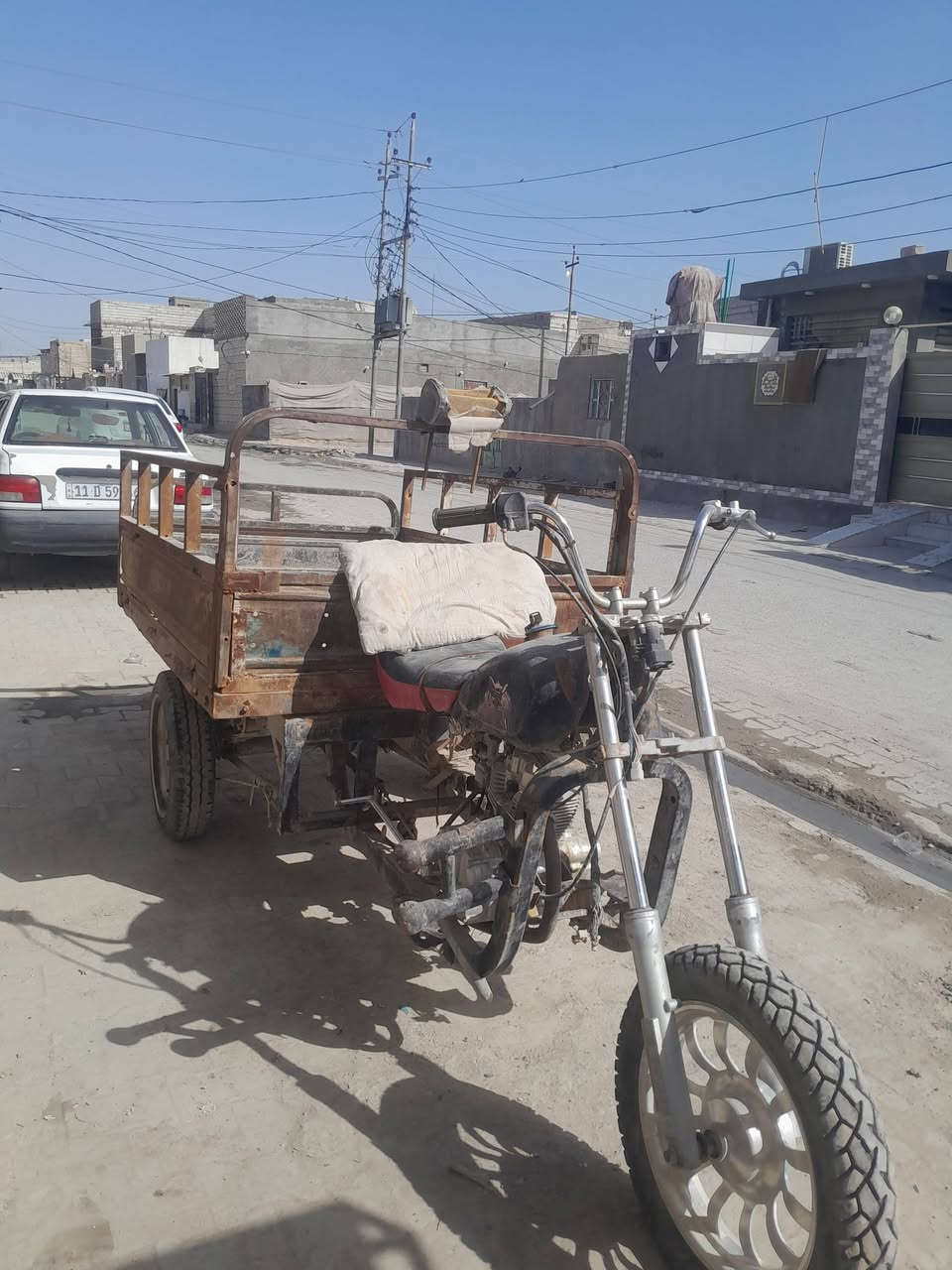 ستوتة للبيع كلك مكفولة جانت رقم اسود وكع مكينة جديد اكسن جديد شاصي مكفولة مكان نجف حي رحمة سعر 450 ***********
