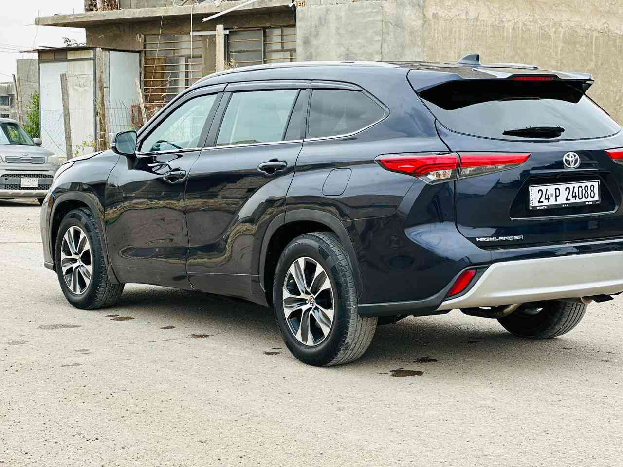 تويوتا هايلاندر بانزين

موديل٢٠٢٢( بچم كبس )

رادار (360)

ضرار قطع صبغ ابيع عام شاصي لغد مكفول 

فول مواصفات : XLE

محرك (4) سلندر تيربو

 

مواصفات : XLE  

بصمة 

بصمة ابواب 

كشنات جلد 

كشنات منفصل 

كشنات كهربائي 

تشغيل عن بعد 

كشنات تدفئة 

فتحة 

بريك كهربائي 

اوتو هولد 

اطفاء عند وقوف 

وضعيات قيادة درايف مود سبورت  نورمال  ايكو 

فور ويل مع وضعيات 

مانع انزلاق 

نزول منحدرات 

‏Snow ثلج 

ستائر خلفية وجانبيه

صندوك كهربائي 

بلاجيكتور كشافات 

رادار نقطة عمياء 

رادار خروج عن المسار 

رادار مانع تصادم امامي 

لايت زينون 

7 راكب 

ايشاير مري   .
العنوان بغداد الكرخ سعر السياره 210$ ومن الله التوفيق 

الاتصال
 على ***********
رقم دهوك تحويل ثاني يوم هزه جديد
