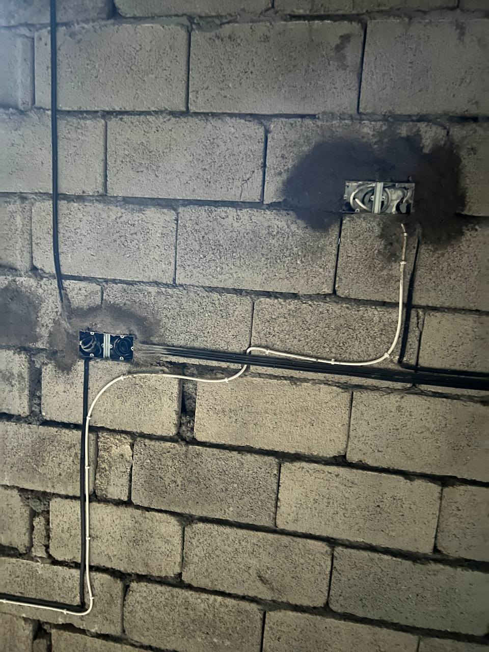 متابعة للصفحة ليصلكم كل جديد.
الفني الكهربائي الاستاذ صالح الجبوري.
بعقوبة ***********
