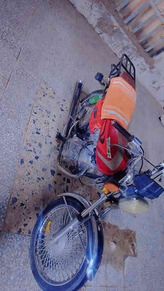 سلام عليكم دراجه للبيع دراجه اصولي وكيله العارضي مديل 2020الشاصي  والمحرک2021درچه  حلوه ونضيفه مابیه کل نقص رايده اب 650اوبيه مچال قليل الي ريده ايخابرني او خاص ***********
