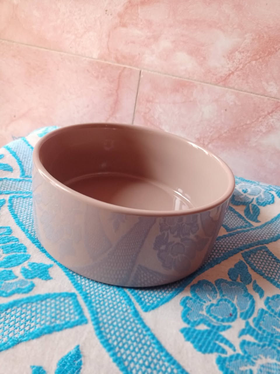 "السلام عليكم يا بنات الكوت الغاليات 🌸 عندي وجبة بايركسات ومواعين وفرفوري تجنن وجديدة، وجايبة أسعار تصفية كاش وبسعر كلش مناسب وأقل من السوق حتى أمشيهن. الي تحب تشوف الموديلات والأسعار وتطلب، تترك تعليق أو تراسلني خاص. متواجدة بالكوت ويوجد توصيل


**إذا كنت صاحب هذا الإعلان وتريد حذفه لأي سبب، رجاءا أرسل رسالة إلى الدعم الفني**