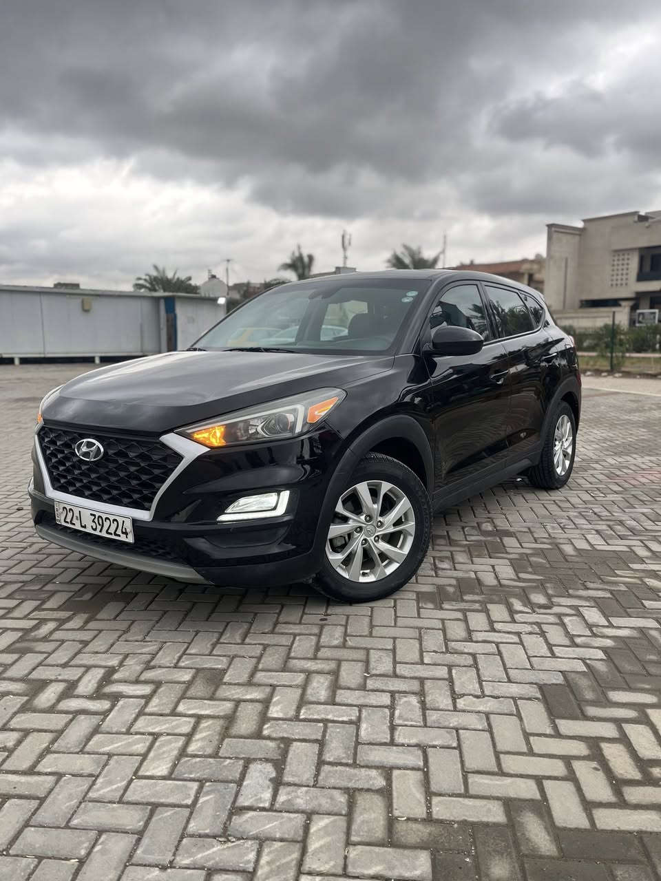 السلام عليكم توسان 2019 رقم اربيل جديد بأسمي عارضه 136$ بيها مجال بسيط السياره جديده وجاهزه ما بيها اي نقص مواصفات نص فول شاشه كبيره/كار بلي / فول تحكمات/ سايد بريك بصمه/ كاميرا خلفيه دواره/ حساسات خلفيه امامي / تحديد مسار / اتو هولد/ فور ويل4x4/ شاشه اعطال/ 3انظمه قياده / داخل لونين / مري تعتيم وباقي مواصفات المعروفه / السياره جديده وهزه وارقام وسنويه جديد / تريد تحويل /تريد وكاله / تخم تاير جديد / تبريد ثلج / مكينه وكير كفاله من الفتح ومن كلشي السياره بوضع الشركه ماشيه 57mi حادث السياره جدآ بسيط بدون دواخل بدون ايرباك بابين مبدل نفس لون (بدون صبغ) صور الحادث بالمنشور مكان السياره بغداد شارع فلسطين الخاص مغلق 🔏 للأستفسار :***********
